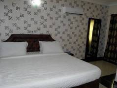 Sawalino Hotel and Suites image