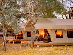 Unyati Safari Lodge image