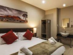 Springbok Inn by Country Hotels image