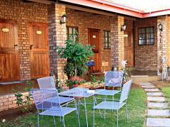 BIETJIE MOEG 1 GUEST HOUSE (SELF CATERING) AND RECEPTION image