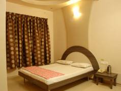 Hotel Sukhsagar Nx image