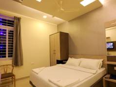 Jayam Hotel image