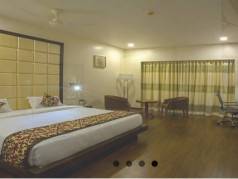 OYO 30273 Hotel Ravi Residency image