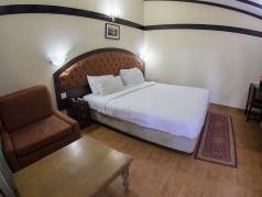Hotel Aadhi image