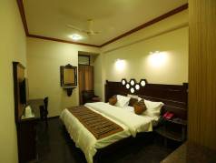 Anandam Hotel & Lodge image