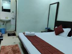 Hotel Relax Inn (Home Stay) image